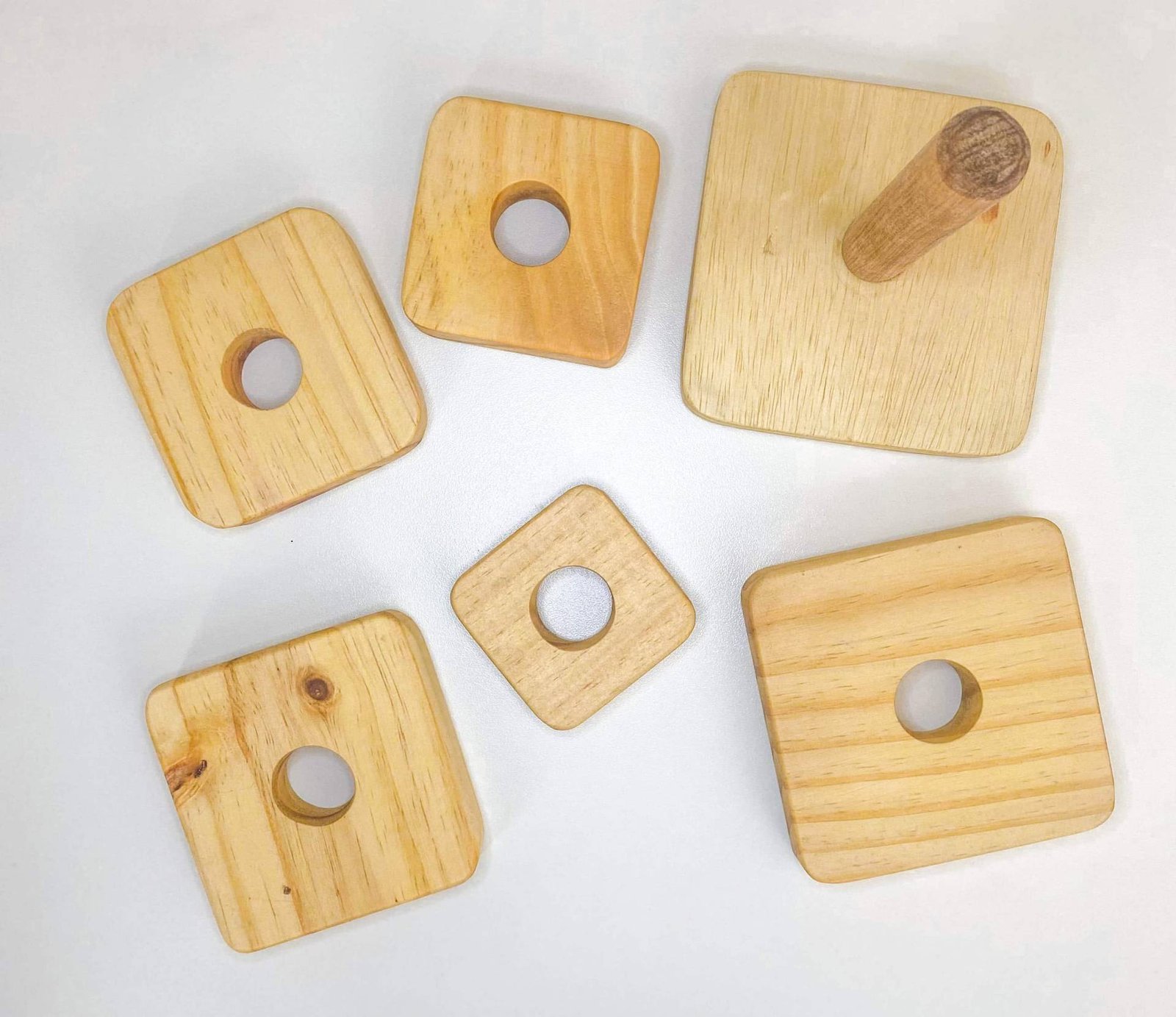 Quadrados Assinatura de Brinquedos Educacionais Just Real Moms