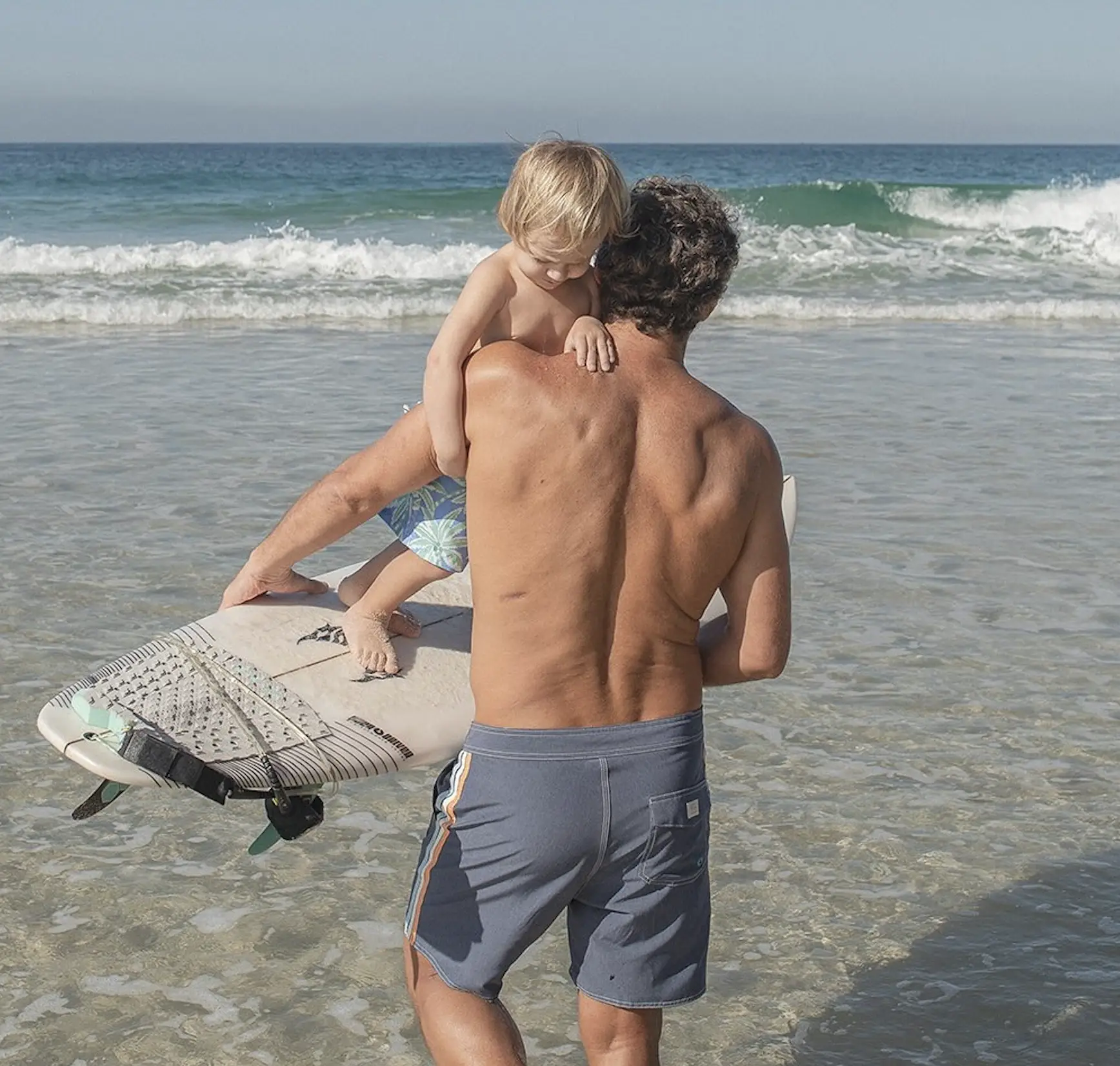 Bermuda de praia infantil e adulto masculina da Pineapple Brand