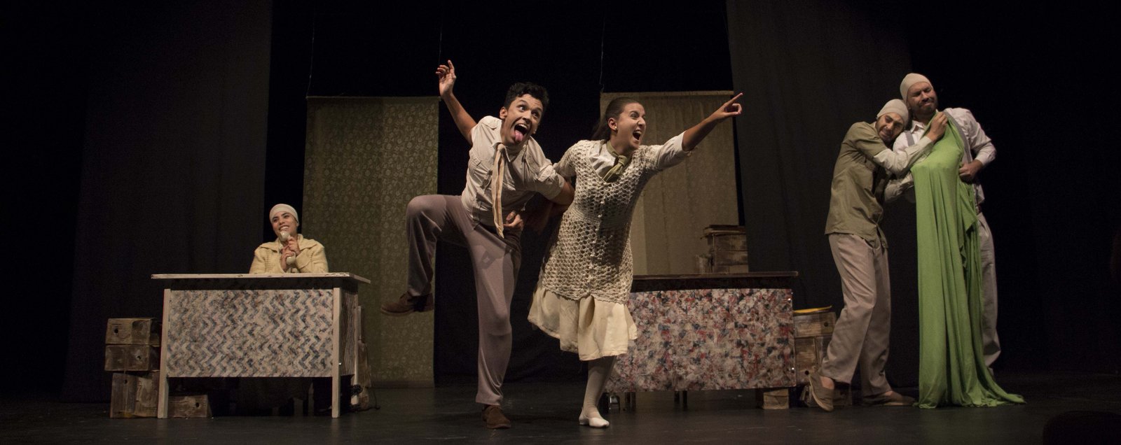 riokids-teatro-umheroifanfarraoesuamaebemvalente