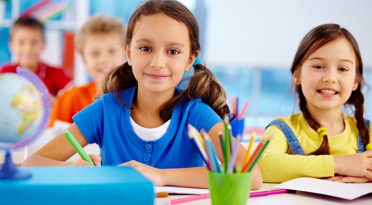 Manhã ou tarde? Afinal, qual período é melhor para os nossos filhos estudarem?