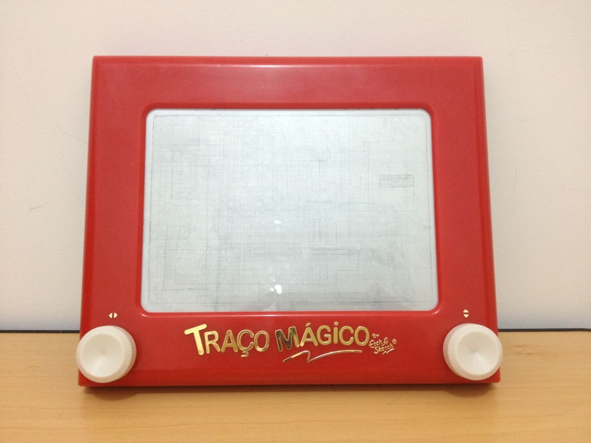 Trao-Mgico-O-Clssico-etch-a-sketch-20141022205802