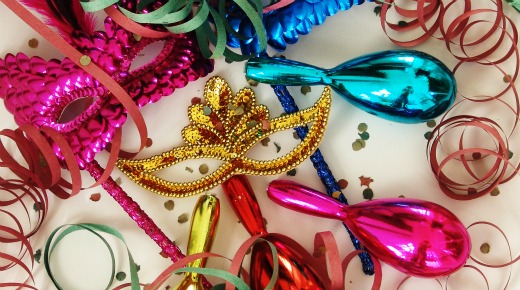 Montar um bailinho de Carnaval - Just Real Moms