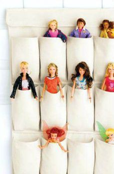 como organizar barbies - Just Real Moms