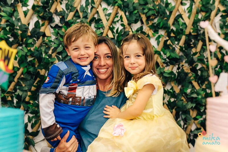 Aniversário de gêmeos - Just Real Moms