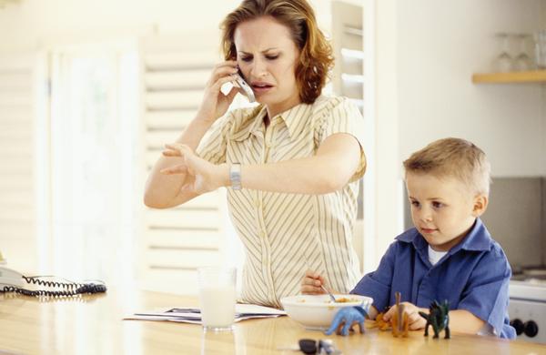 Maus hábitos que os pais devem rever - Just Real Moms