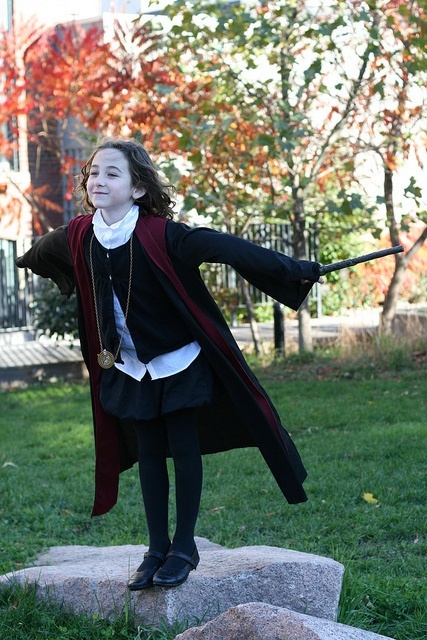 Menina fantasiada de Hermione (Harry Potter)