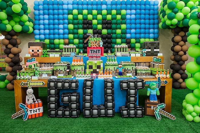 Minecraft Party!