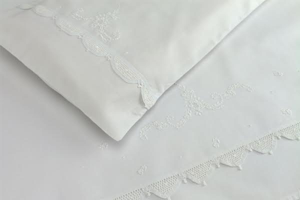 Enxoval bebê com produtos artesanais e super charmosos!