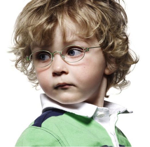 Alguns sinais de que seu filho precisa usar óculos e modelos lindos para se inspirar - Just Real Moms