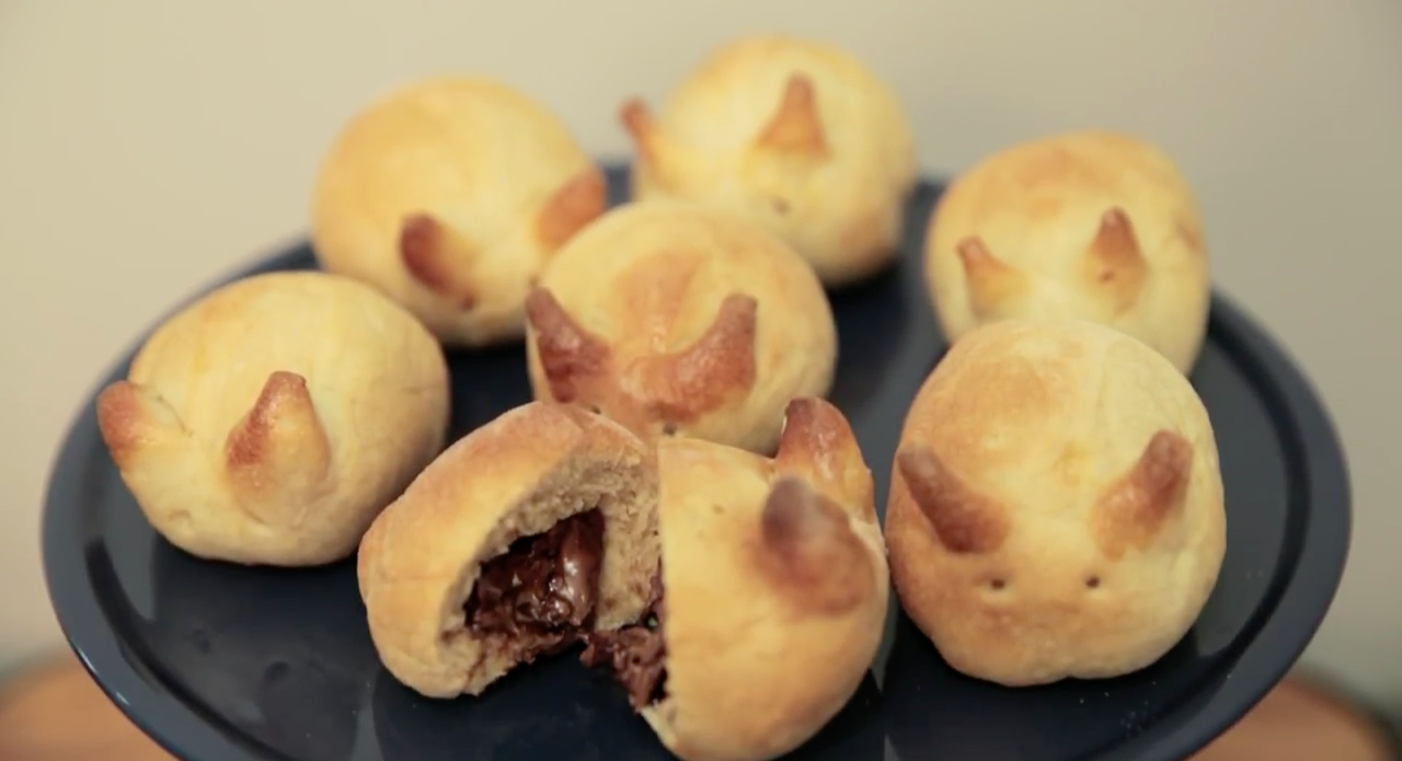 pão com ovinhos
