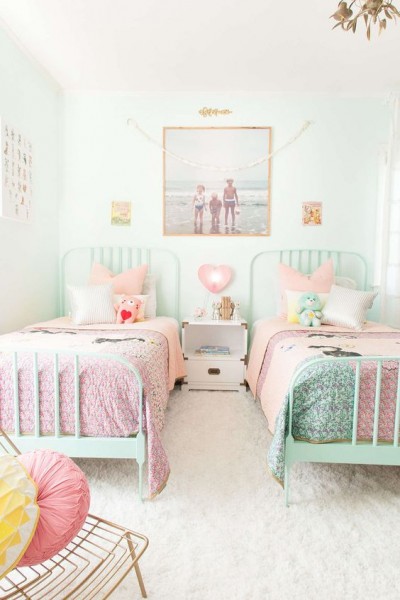 Quarto Compartilhado - Just Real Moms