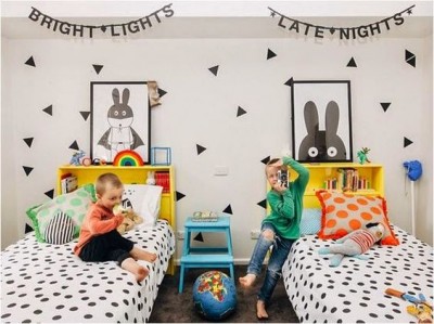 Quarto Compartilhado - Just Real Moms