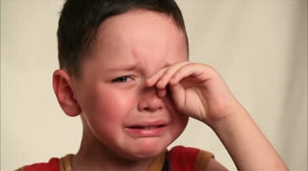 Um Alerta! 7 Frases que podem destruir seus filhos! - Just Real Moms