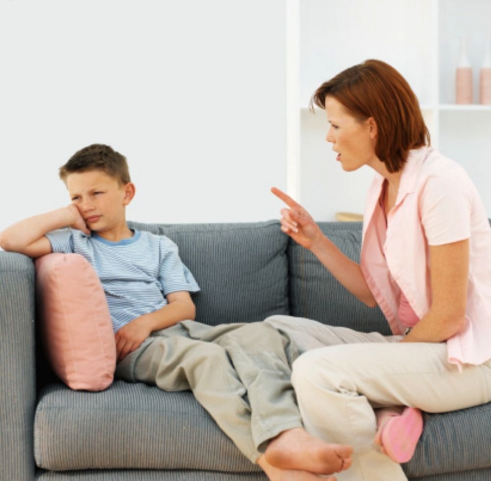 Elogie em público e corrija em particular, mas sem machucar