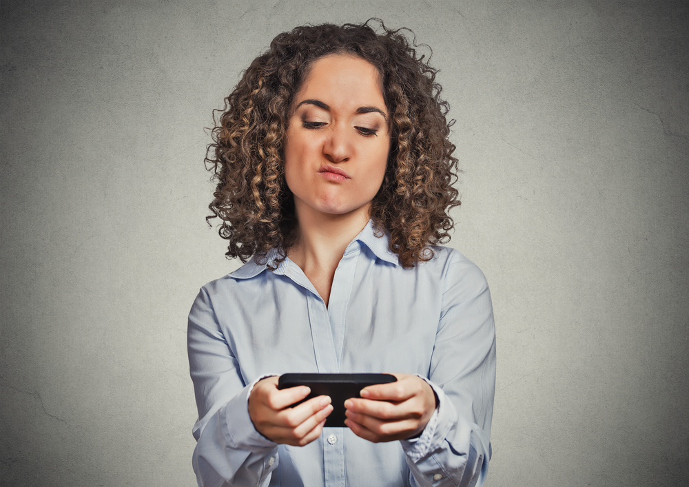 A mãe de todos os grupos - a dura vida de alunos e professores depois do WhatsApp - Just Real Moms