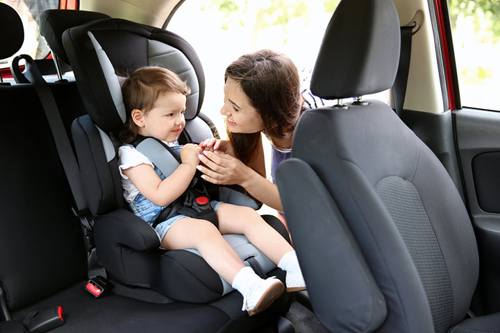 8 dicas para quando o seu bebê chorar ou gritar no carro
