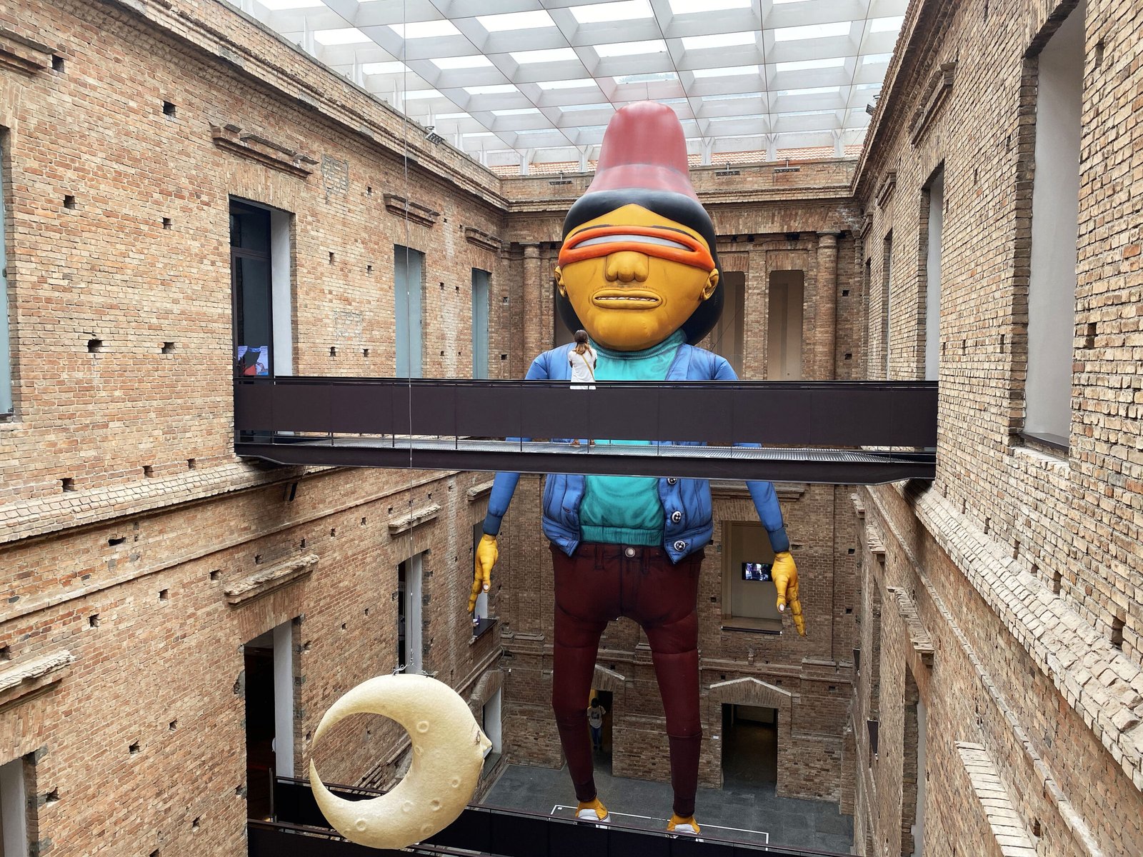 Just Real Moms OsGemeos Pinacoteca Boneco Instalacao