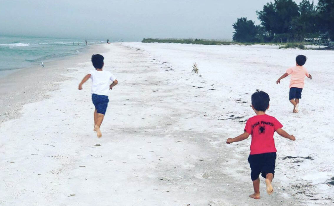 Just RealMoms De Mãe Para Mãe Leticia Azevedo Solidao Foi Embora Filhos na Praia