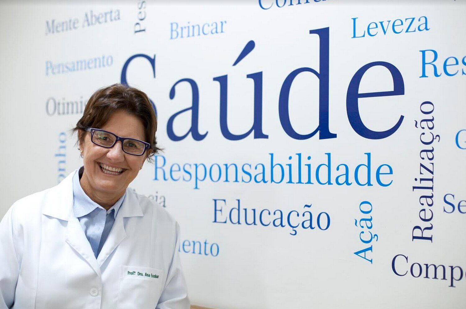 Just Real Moms Dra Ana Escobar Livros Pediatria Saude Infantil Profile
