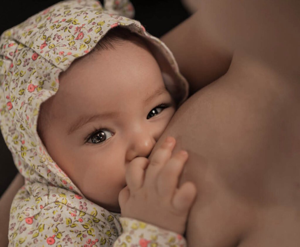 Just Real Moms Dra Cinthia Calsinski Amamentação com Tranquilidade