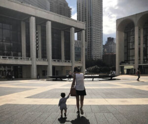 Just-Real-Moms-Joana-Brito-Brand-Nova-York-Lincoln-Center