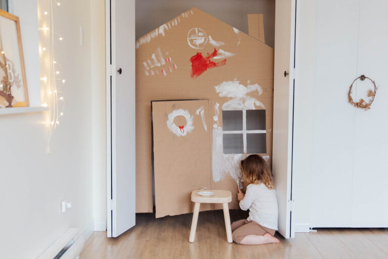 8 brinquedos de papelão para montar e se divertir!