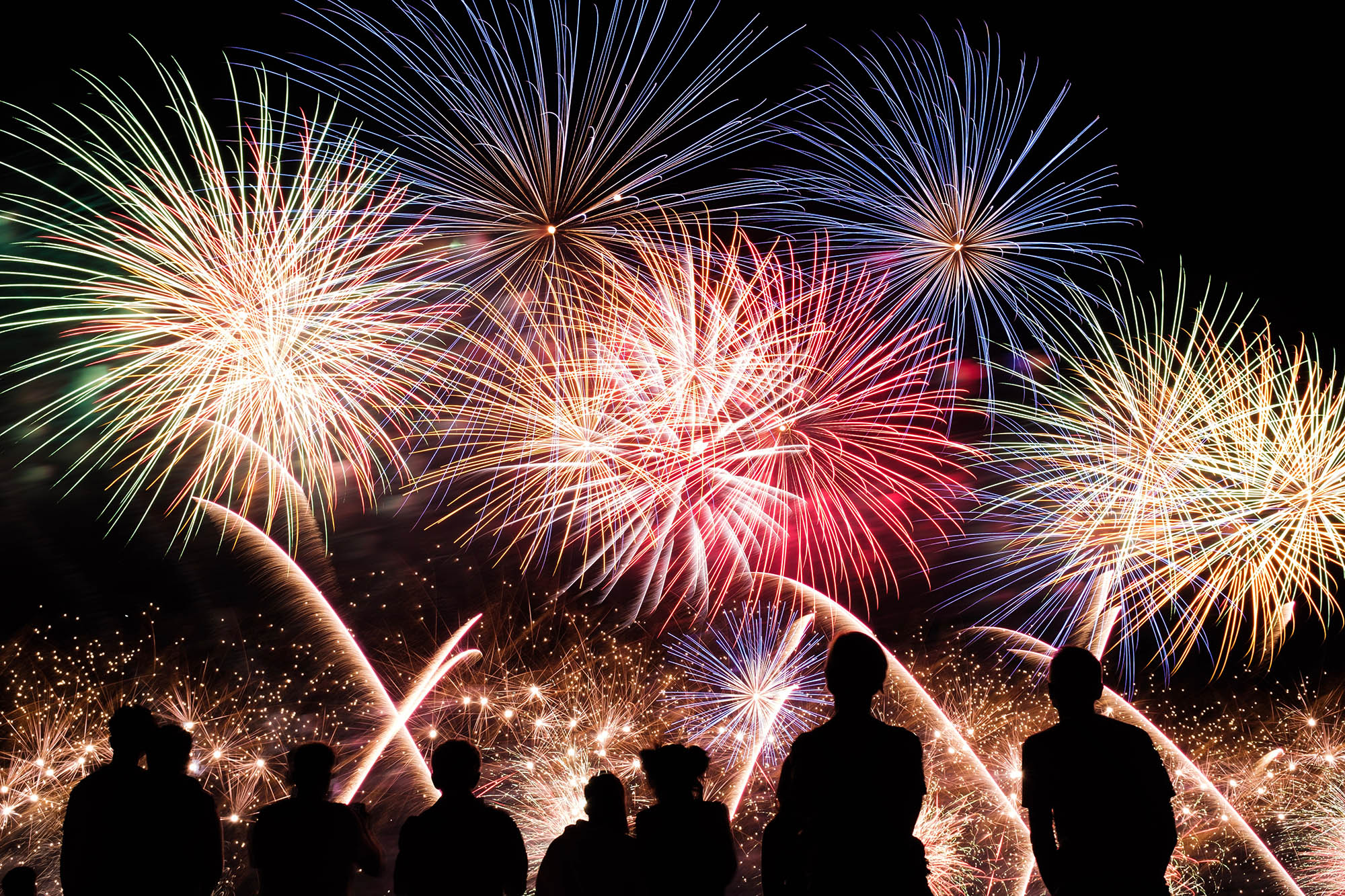 O perigo está no ar Como proteger as crianças dos fogos de artifício Dr Hallim Feres Neto Oftalmologista Just Real Moms