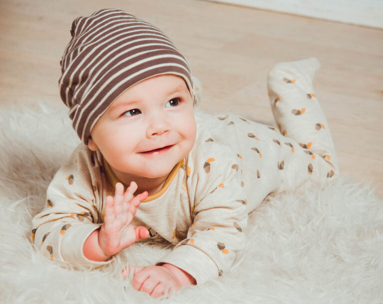 Enxoval de bebê: Quais as peças essenciais de roupas?