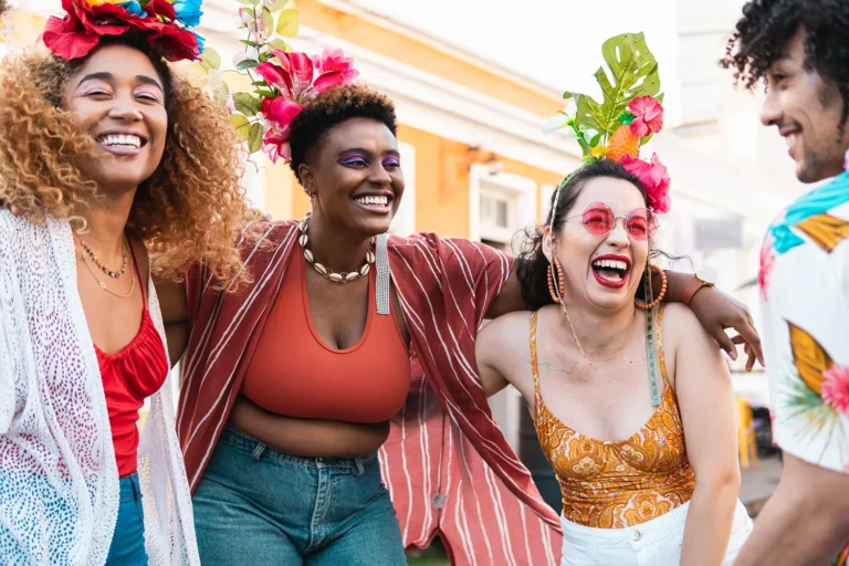 Enredo do carnaval 2024: Portela faz homenagem à negritude, maternidade e liberdade