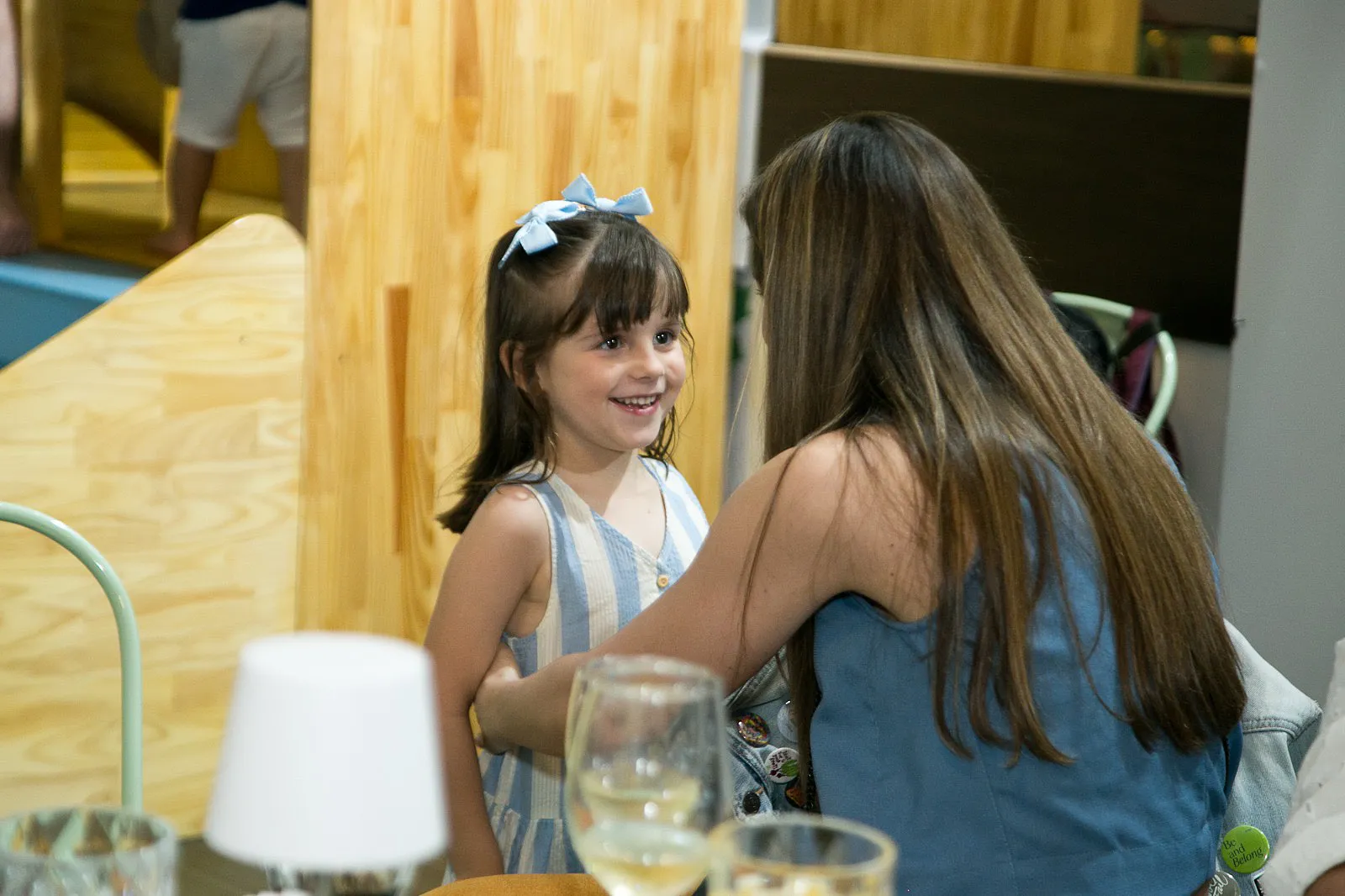 Tia Fê Paronetto e Pipa na Festa de 6 anos