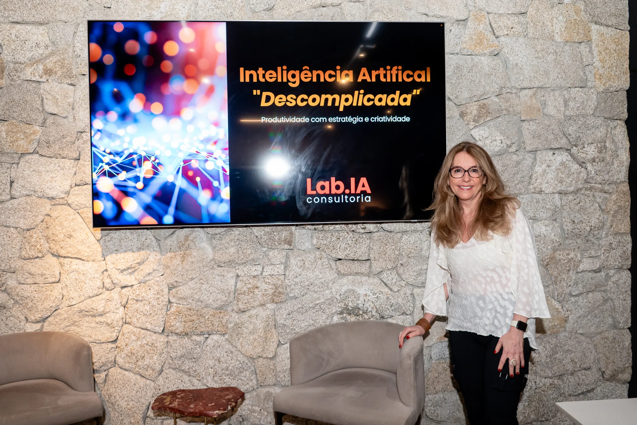 Bettina Boklis da Labi.IA Consultoria de Inteligência Artificial com as Mães da Pracinha da Vila Nova Conceição