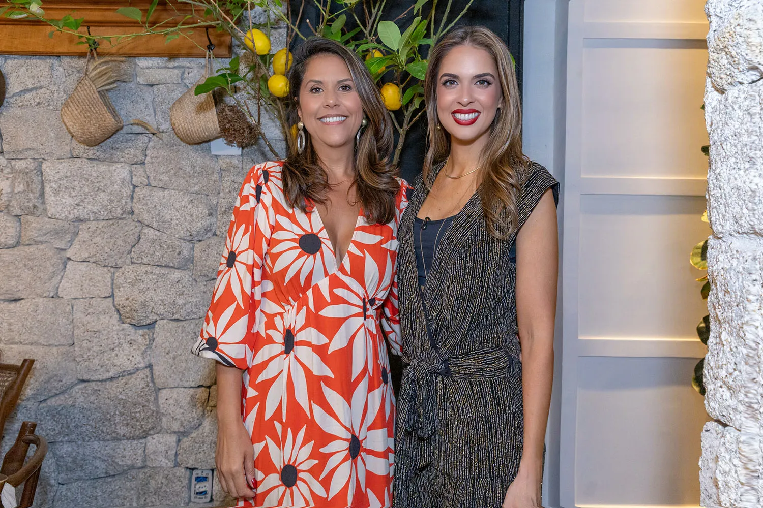 Amanda Chatah da Muskinha com Fê Paronetto no lançamento do High Connection