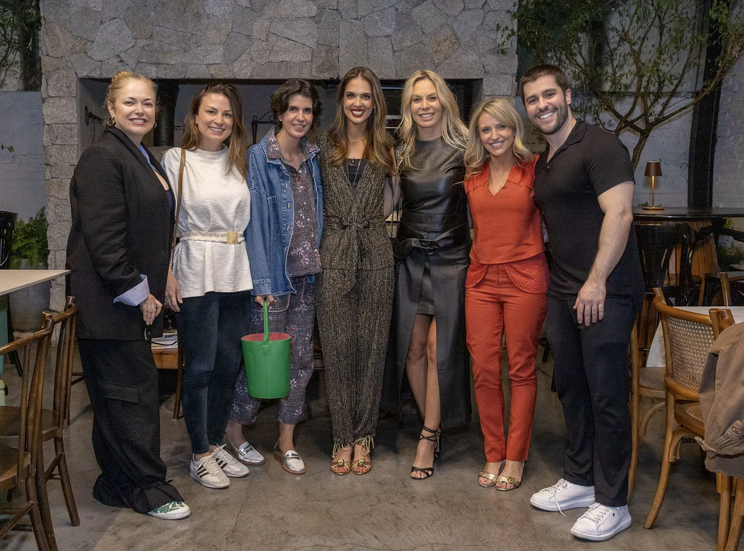 Fê Paronetto e Ale Capella com convidadas no lançamento do High Connection