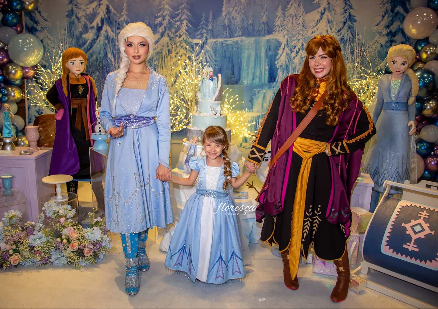 Vestido Princesa Frozen em festa infantil