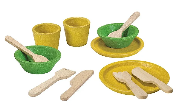 PlanToys - Jogo de Mesa e Talheres