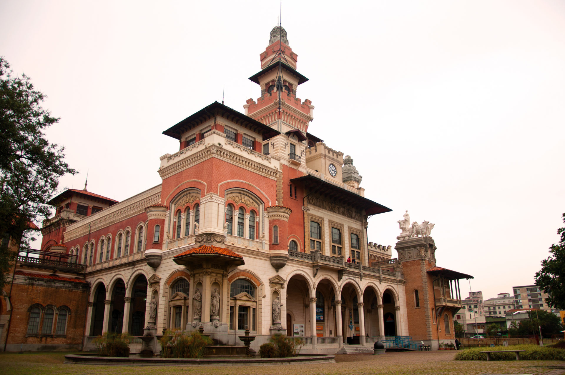 museu catavento localizado em são paulo e ótima opção para levar as crianças