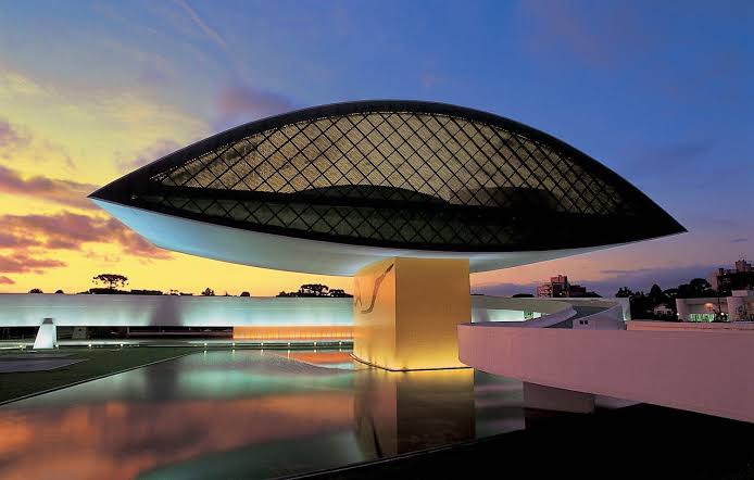 museu oscar niemeyer opção de museu com arquitetura com diferencial