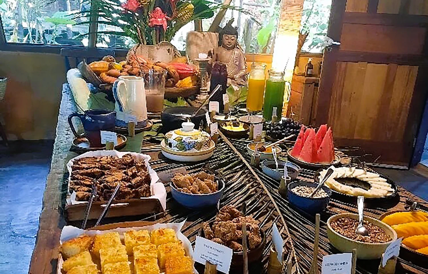 Café da manhã no Banana Bamboo EcoResort