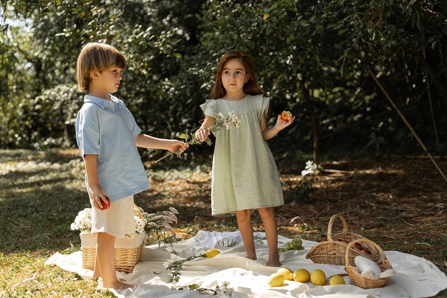 Moda infantil para menino e para menina da Bomlo Kids