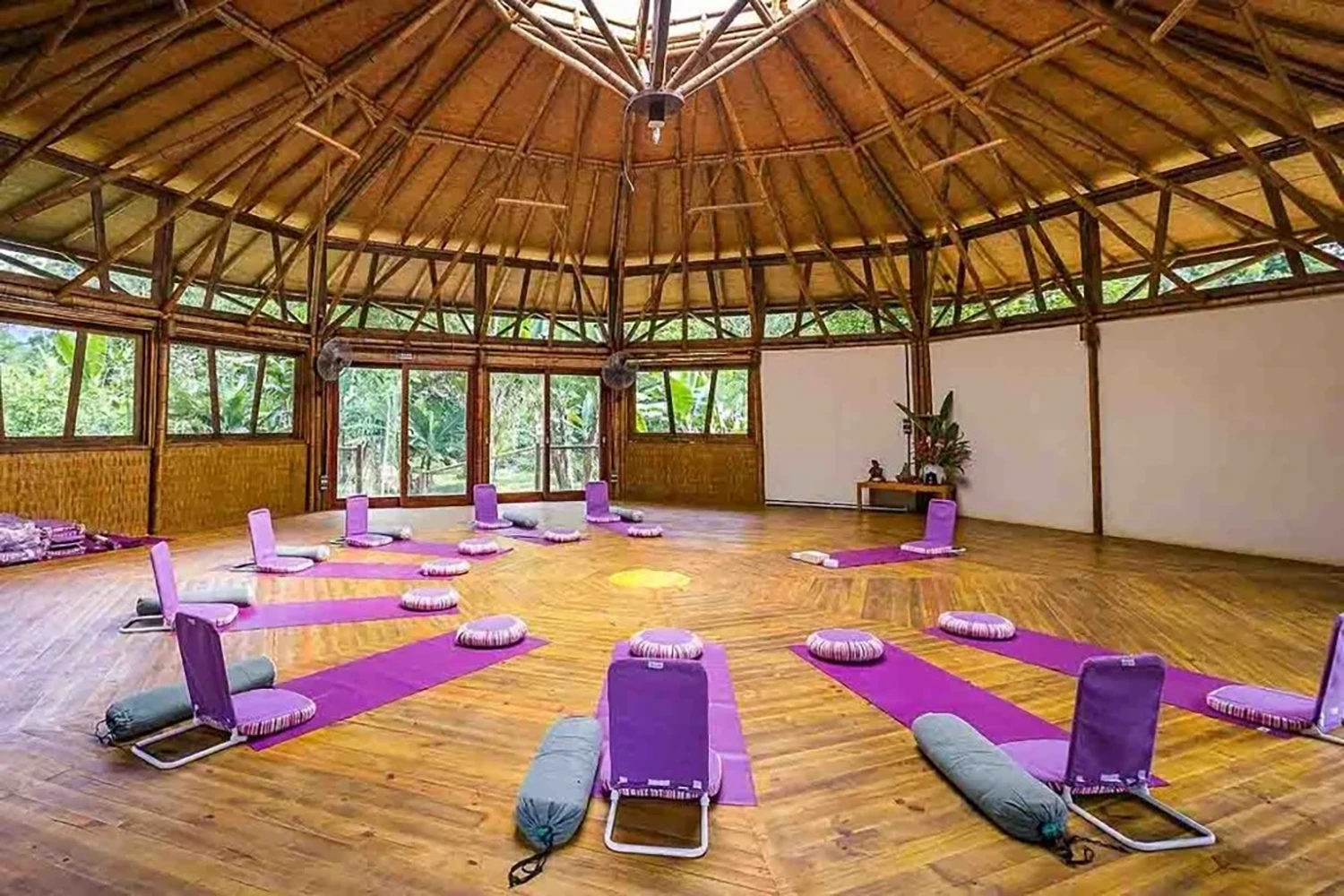 Yoga no Banana Bamboo EcoResort