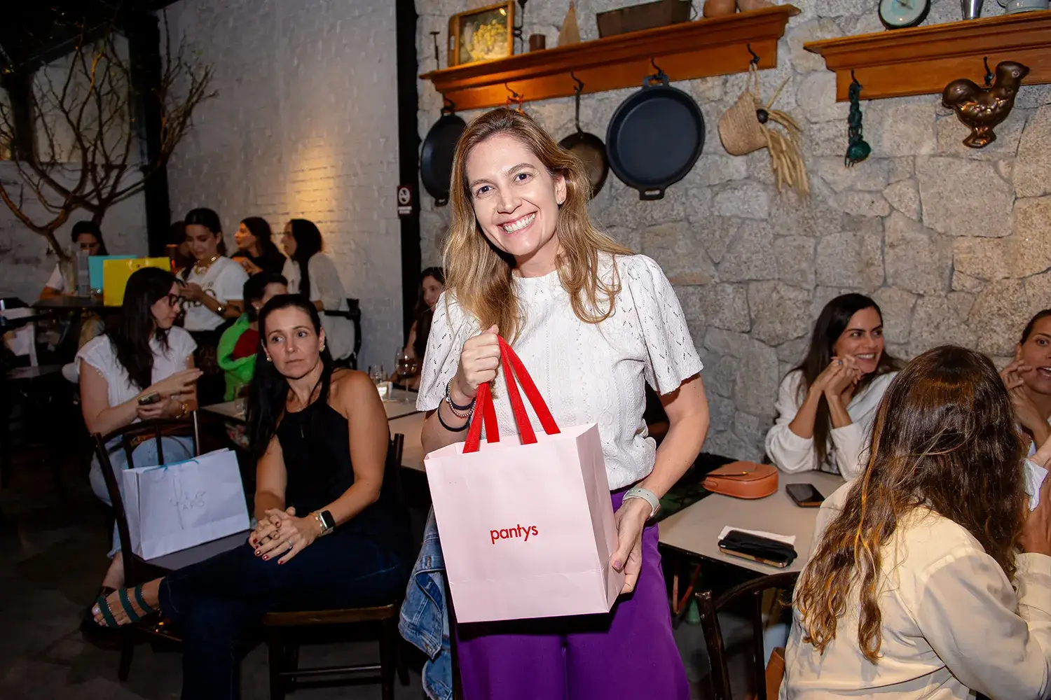 Sorteio da Pantys no Petit Comité do Just Real Moms - Talk com Isa Minatel para Mães da Pracinha da Vila Nova Conceição