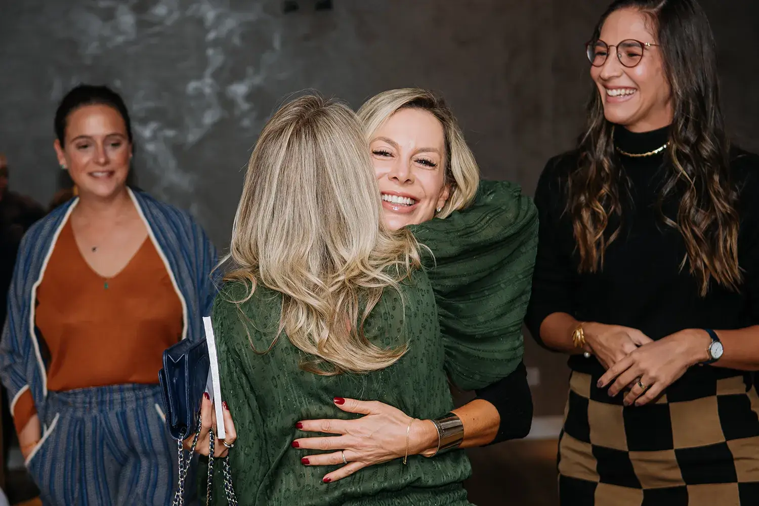 Chegada das convidadas na experiência sensorial das Mães da Pracinha da Vila Nova Conceição e Just Real Moms