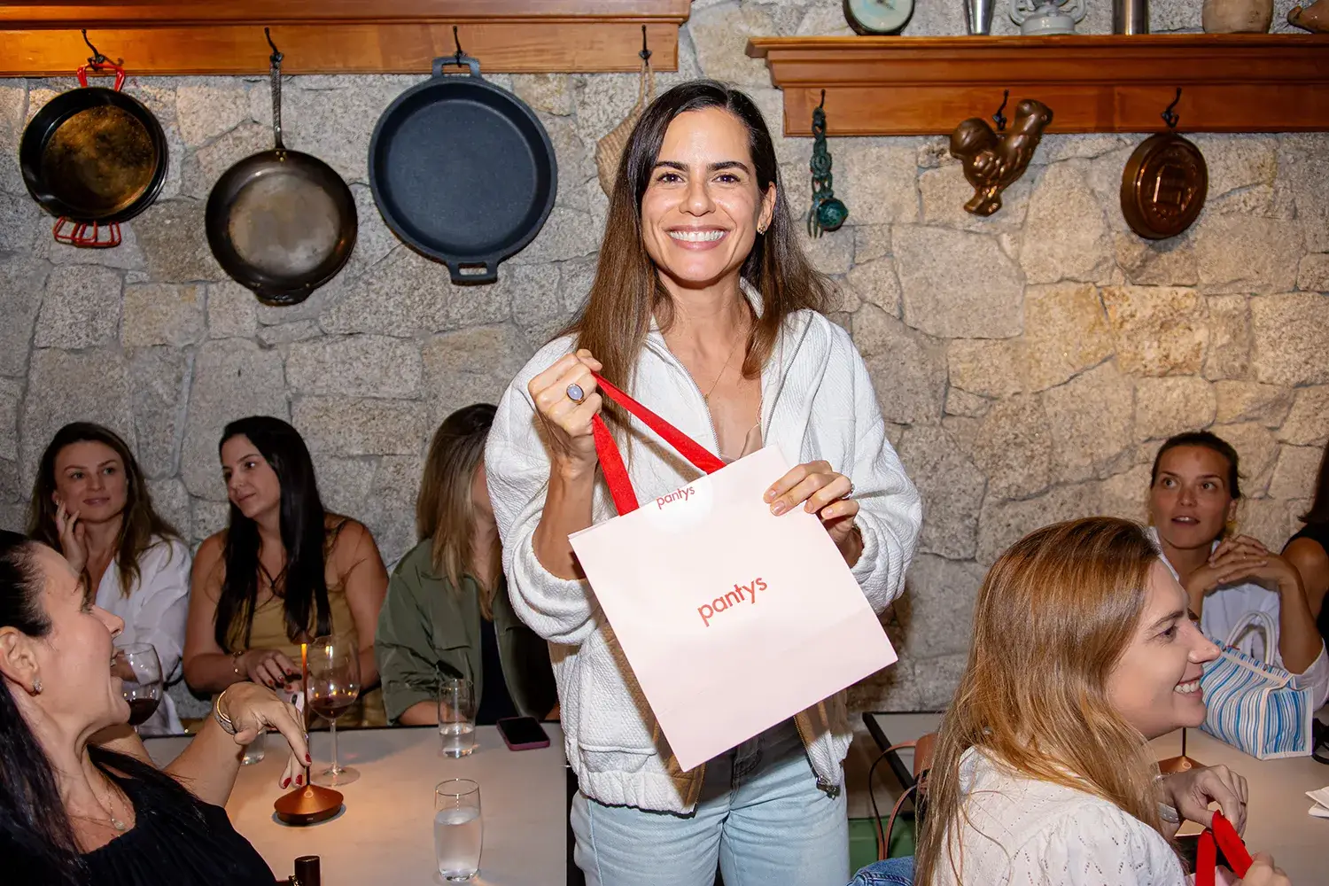 Sorteio da Pantys no Petit Comité do Just Real Moms - Talk com Isa Minatel para Mães da Pracinha da Vila Nova Conceição