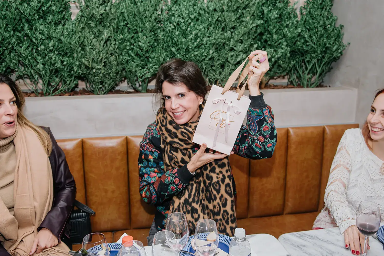 Sorteio - Bronze da GG - evento de degustação de vinho para as Mães da Pracinha da Vila Nova Conceição e Just Real Moms