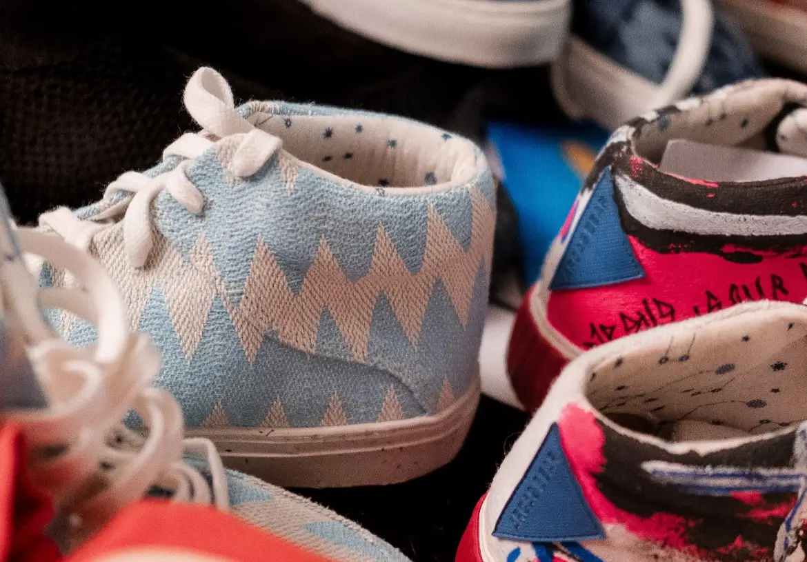 Detalhes dos tênis da Arcas Bear