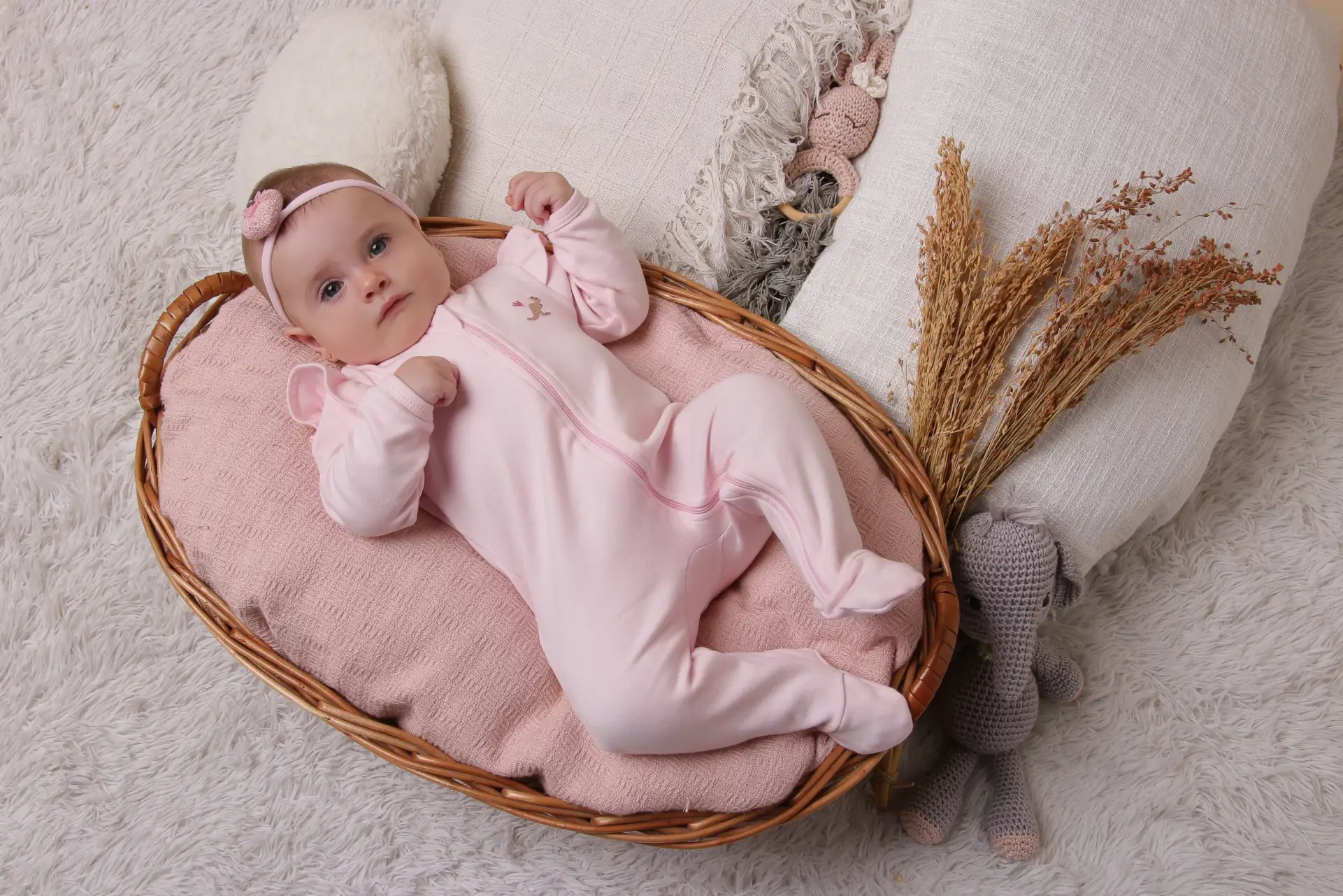 Recém-nascido menina de body rosa - Just Real Moms