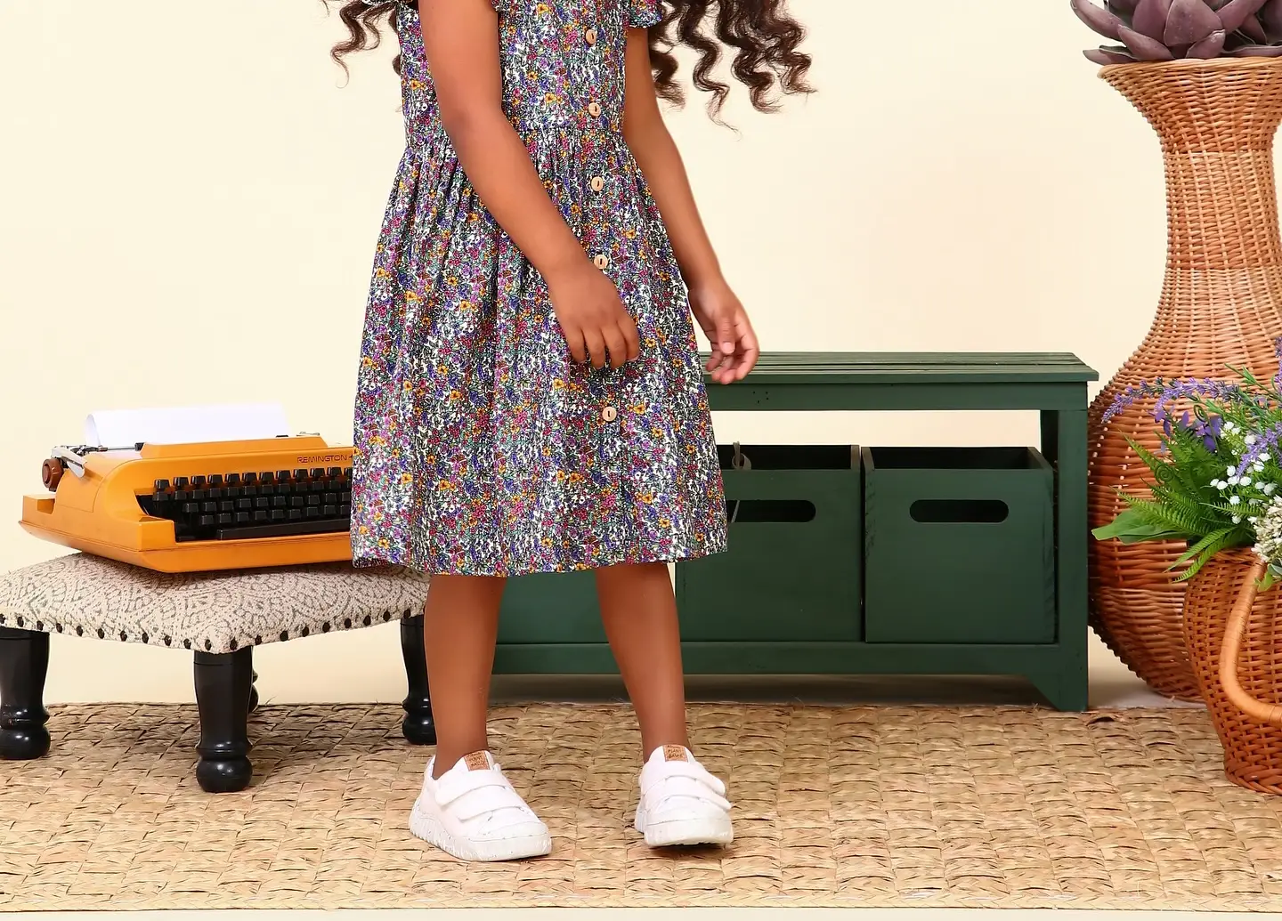 Tênis infantil branco de velcro da Arcas Bear